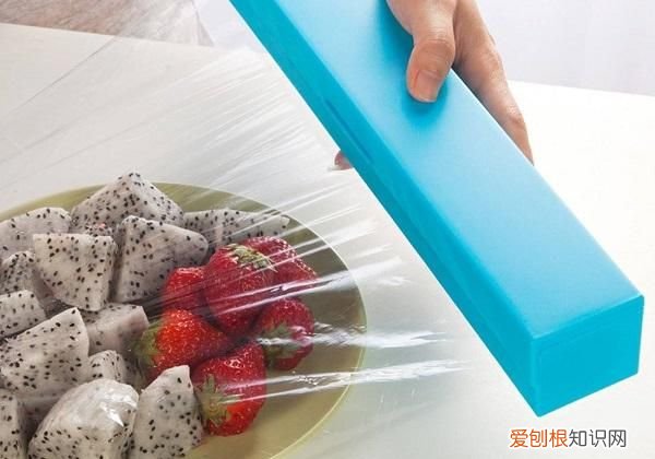 保鲜膜不粘怎么办，钻石绣画布不粘了怎么办