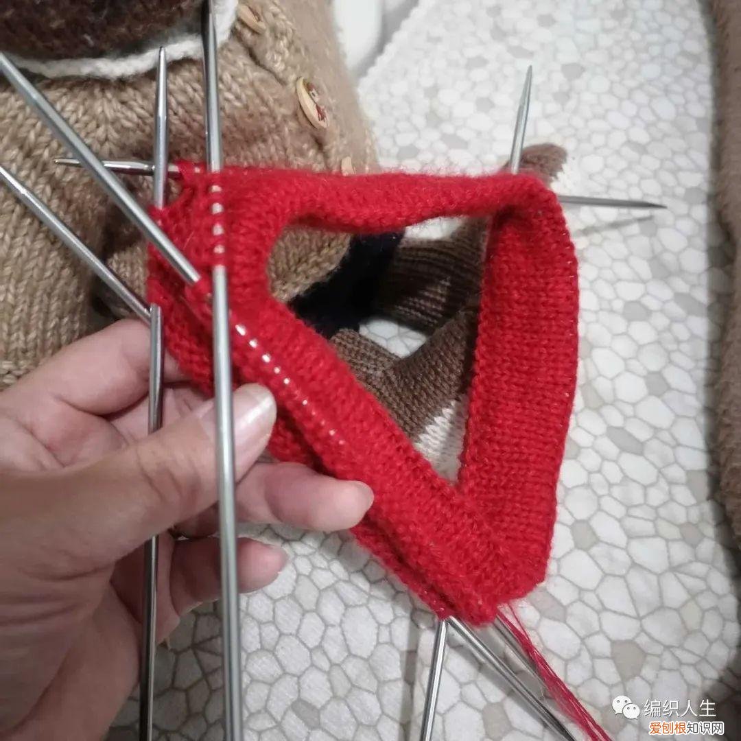 编织女孩毛衣新款花样