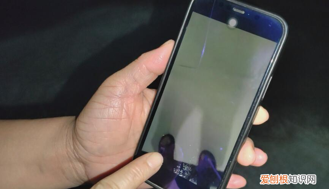 壹点帮办｜水岸佳苑地下车库冒“喷泉”，物业公司：将点对点堵漏