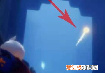 光遇白鸟斗篷复刻先祖兑换图，光遇禁阁一楼四人门怎么卡进去