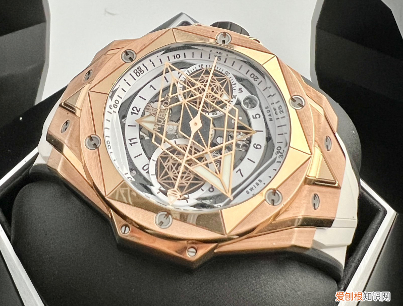 30岁的男人还爱劳力士吗？）