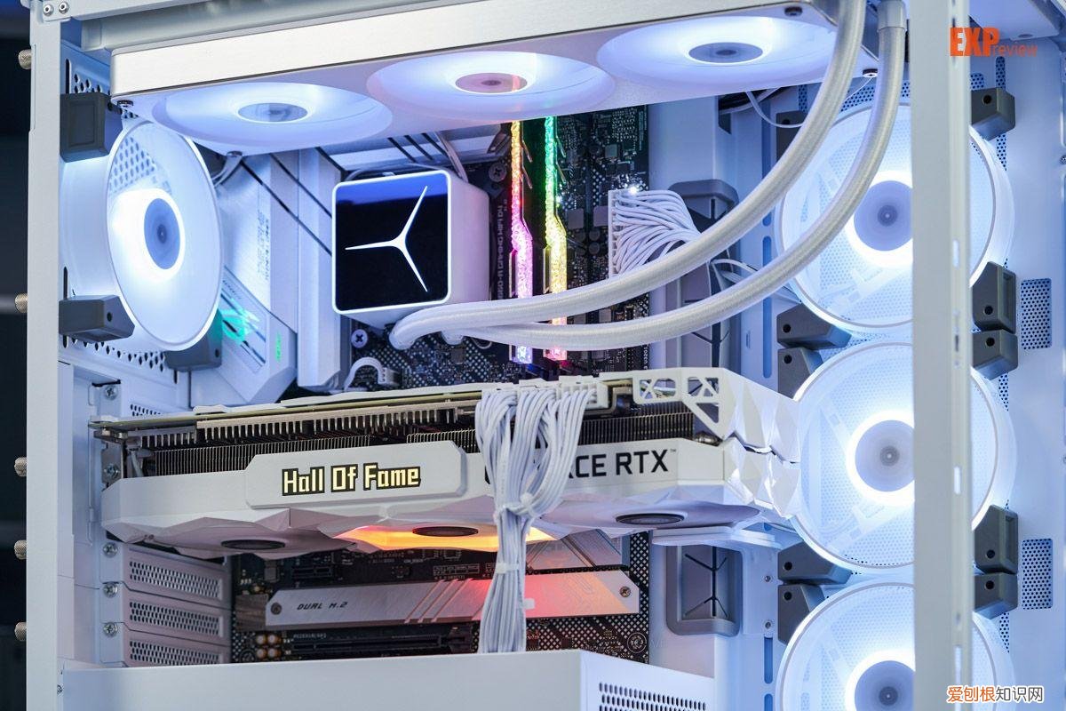 爱国者月光宝盒镜机箱图赏