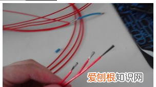 带皮的铜线怎么往出取同事,家装剩下的短铜线如何剥皮取铜