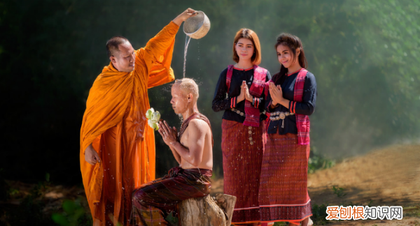 当和尚真的要本科文凭,出家是不是要本科以上文凭才能毕业