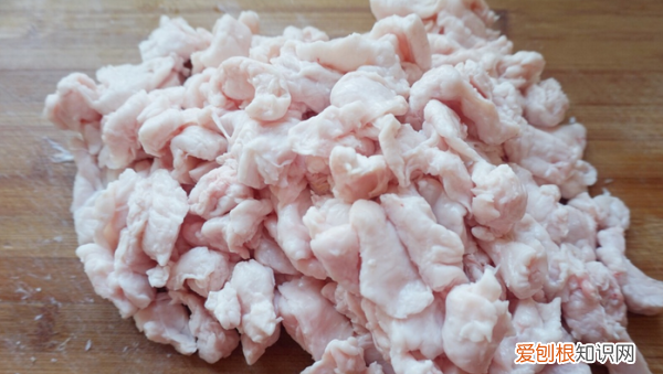 肥肉怎么炼油，猪肥肉怎么炼油才香
