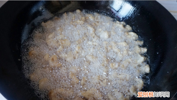 肥肉怎么炼油，猪肥肉怎么炼油才香