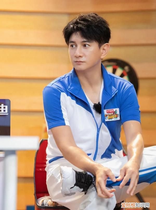 元气满满的哥哥杨洋当队长,元气满满的哥哥胡军说杨洋垫鼻子