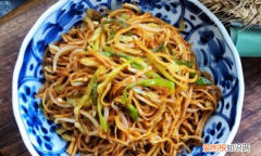 豆芽炒面的做法，豆芽炒饼怎么炒好吃又简单