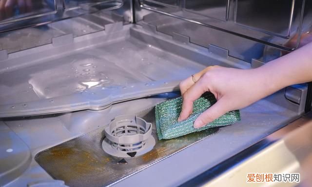 选洗碗机建议大家这7种不要买