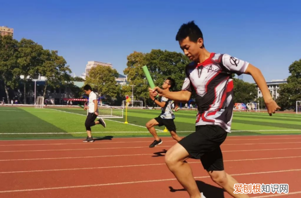 高考被录取了还能参加单招，往届生参加高考需要学籍吗