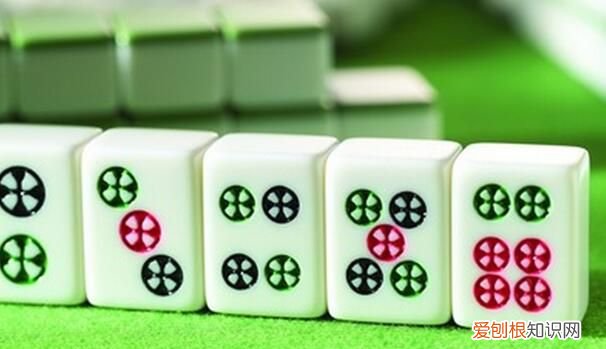 麻将一排要放多少对，麻将牌每人门前一排有多少张