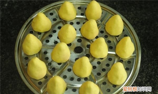 玉米面窝窝头的制作方法