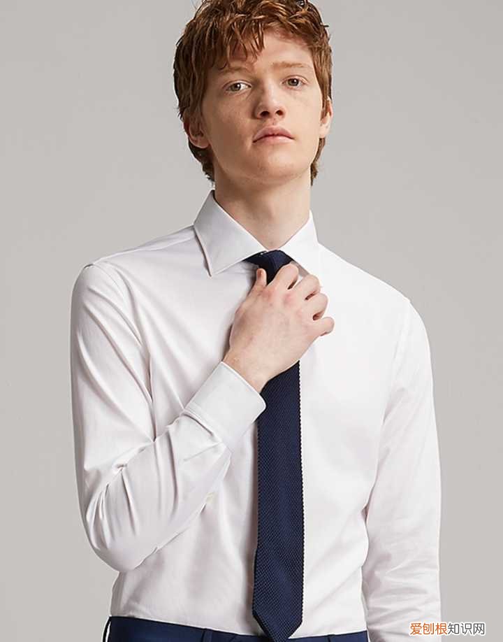 伯爵卓尔是什么档次的品牌