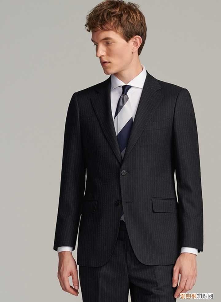 伯爵卓尔是什么档次的品牌