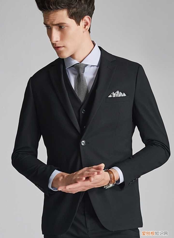 伯爵卓尔是什么档次的品牌