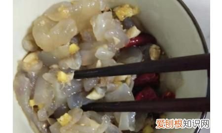 海哲怎么拌好吃,泡发海蜇怎么做好吃