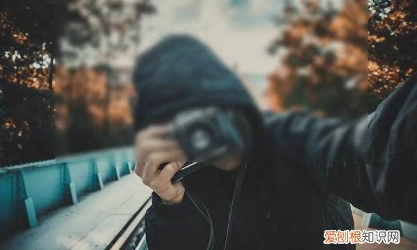 ps毛玻璃效果怎么做，PS毛玻璃效果应该要怎的才能做