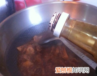 牛窝骨的做法，牛脖子骨头高压锅压多久会烂