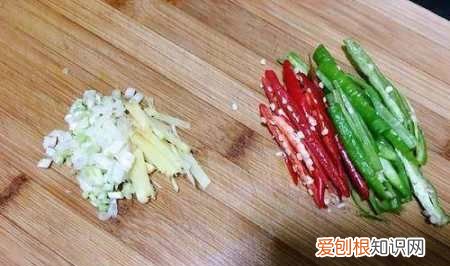 怎么做香辣土豆丝好吃，家常菜之香辣土豆丝做法