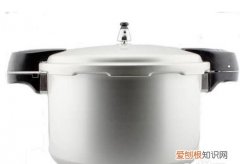 高压锅加水的最佳位置，高压锅最多加水到什么位置