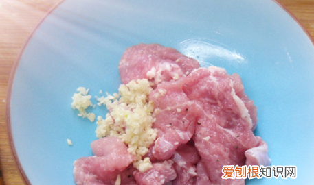 香脆炸粉怎么用，百佳味的香脆炸粉怎么炸鸡腿好吃