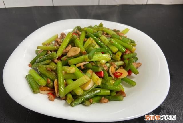 蒜苔放冰箱冷冻了还能吃吗