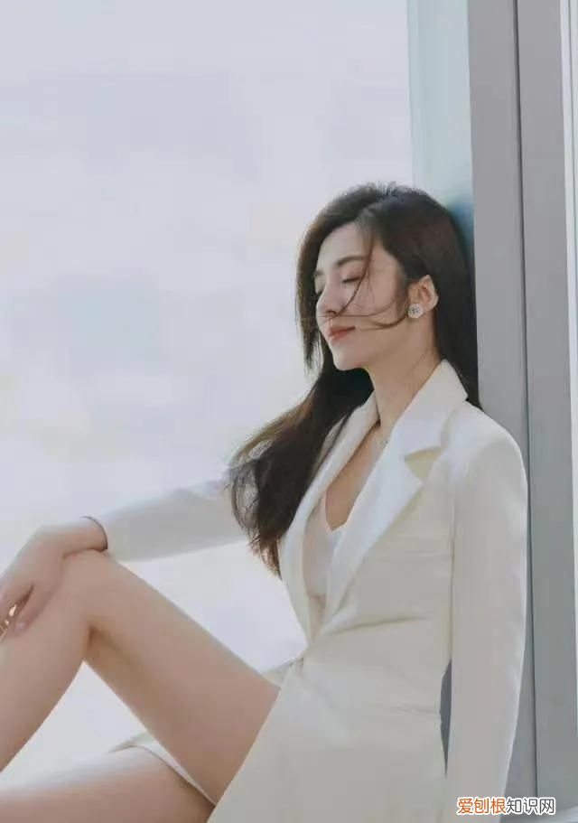 王晓晨面相 烈焰红唇美艳绝伦王晓晨