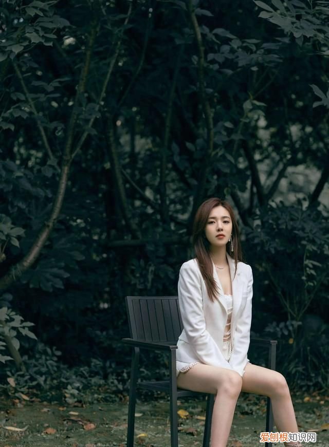 王晓晨面相 烈焰红唇美艳绝伦王晓晨