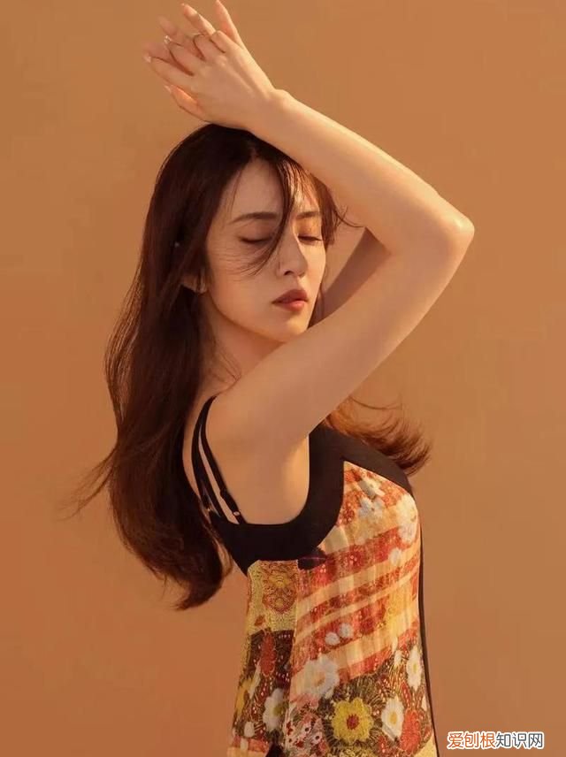 王晓晨面相 烈焰红唇美艳绝伦王晓晨