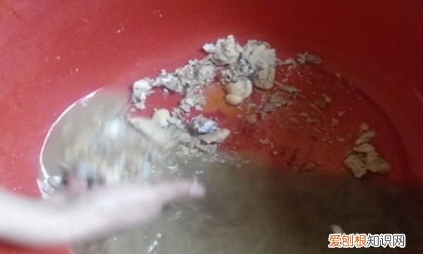 热水器排污口怎么打开，华帝热水器排污口怎么打开清洁