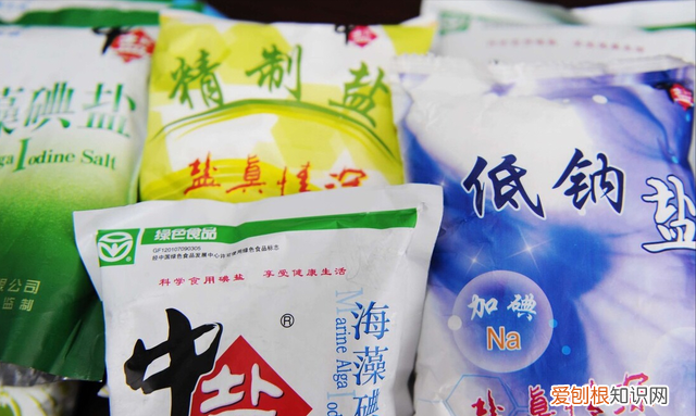 生理海盐和家里的精盐有区别吗 买食用盐挑精盐还是海盐