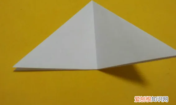 小鸡怎么折纸，折纸可爱小鸡的做法