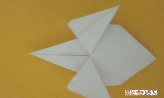 小鸡怎么折纸，折纸可爱小鸡的做法