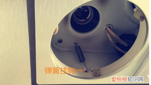 卫生间照明灯怎么更换，卫生间灯坏了怎么换视频