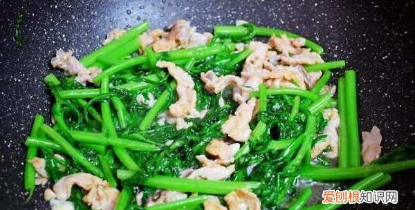 茼蒿需要焯水再炒吗,家常清炒茼蒿豆腐的做法