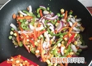 披萨的做法家庭自制,披萨的制作方法和流程