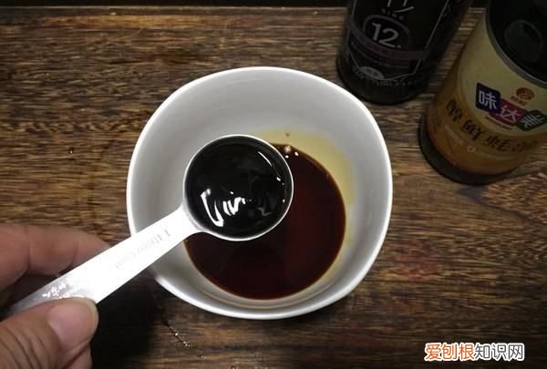 凤尾虾球的做法,油炸凤尾虾的家常做法