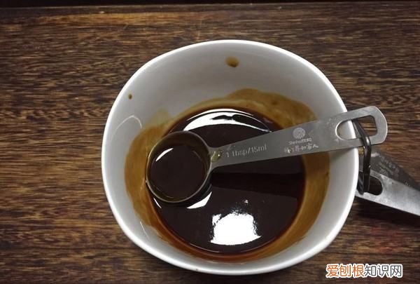 凤尾虾球的做法,油炸凤尾虾的家常做法
