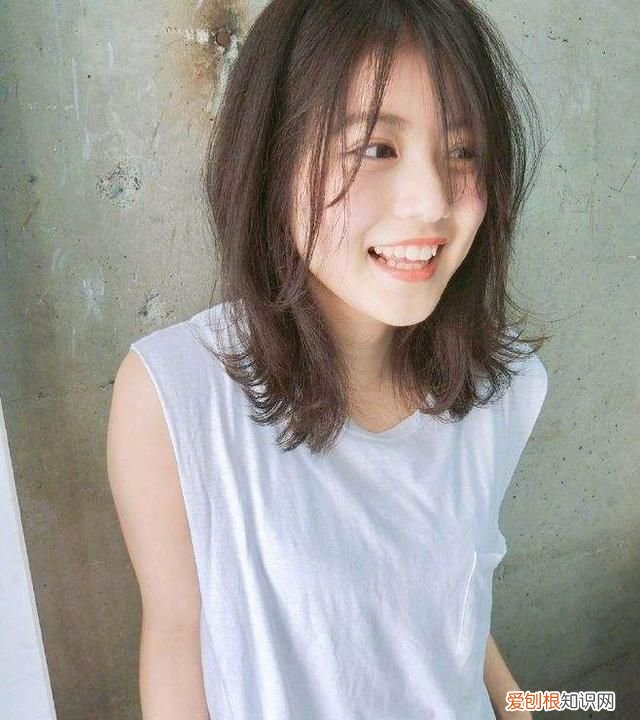 圆脸黑长直发型图片,方圆脸适合烫什么样的黑长直发型