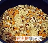 腊肉饭的电饭煲做法，电饭煲怎么做腊味饭?