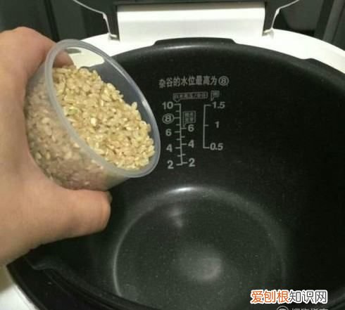 新的电饭锅第一次怎么清洗,如何清洗第一次使用的新电饭煲