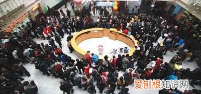 晚上照镜子吓得睡不着