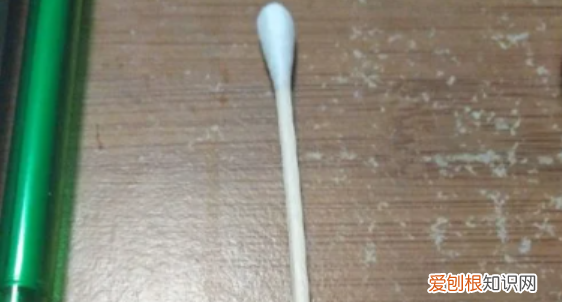 手机充电插口松了怎么办小妙招，充电接口松动和插不紧的解决方法