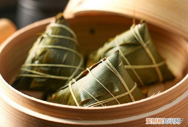 包三角粽子的手法视频