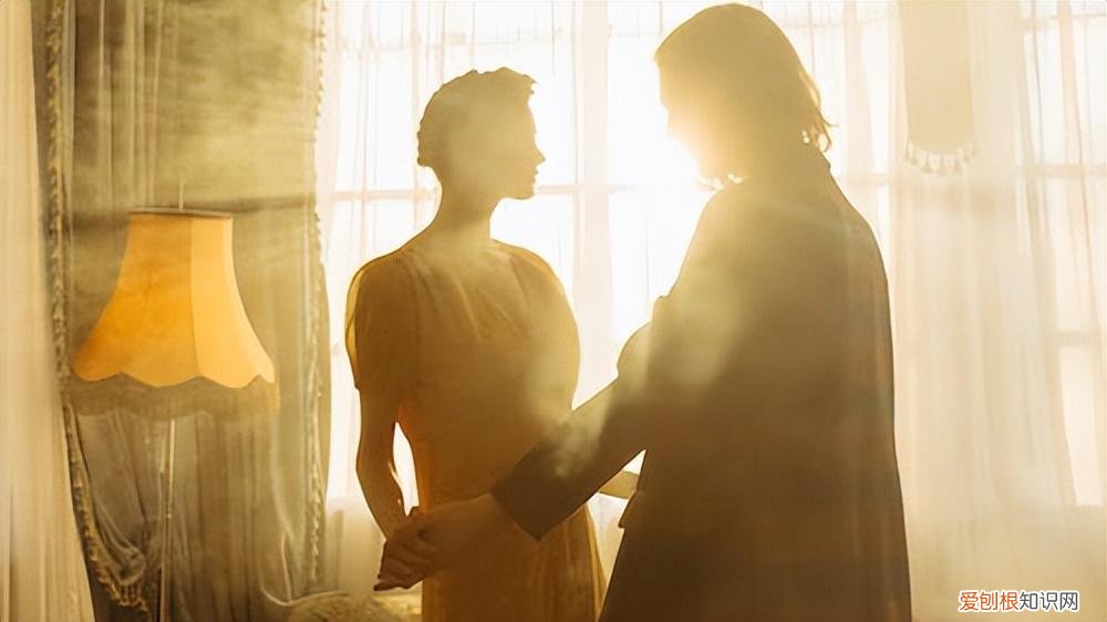 华尔兹圆舞曲起源于哪个国家圆舞曲的浪漫风情,太享受)