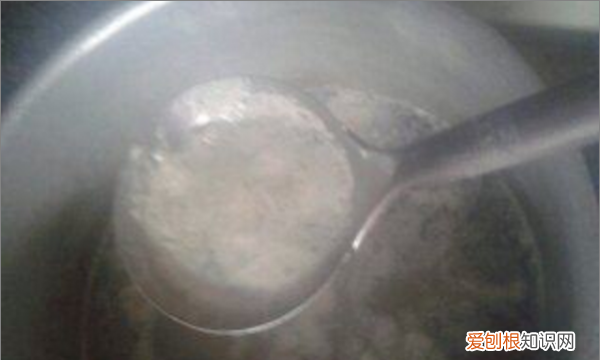 猪尾巴汤的做法