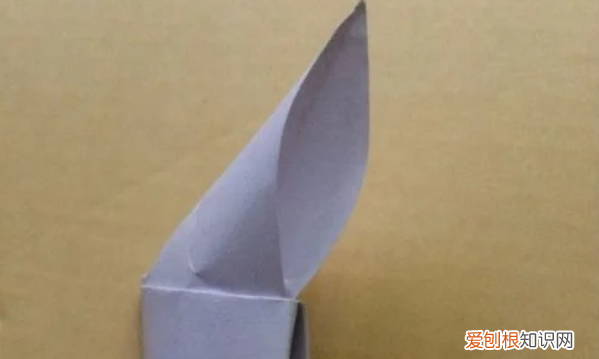 手工折纸盒子收纳盒，简单爪子的折纸方法步骤图