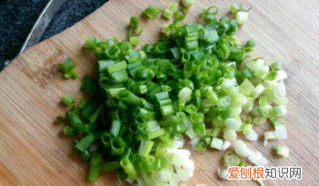 干炒花菜做法，炒花菜时用焯水吗