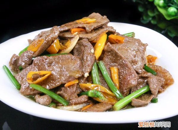 干炒花菜做法，炒花菜时用焯水吗