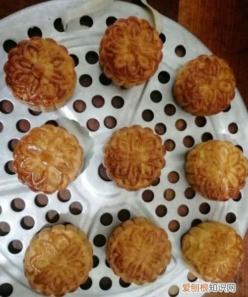 烤出来的月饼很硬怎么办,月饼皮烤出来总是很硬怎么回事